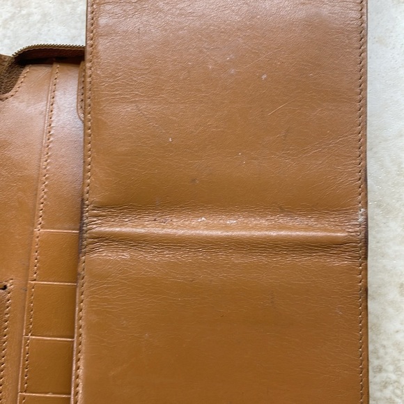 Levenger Fine Leather Tools Credit Card & Checkbook Wallet Organizer – Brown - Picture 8 of 14